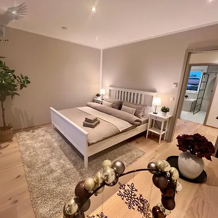 River - Muldestausee Tatil Evi Pouch