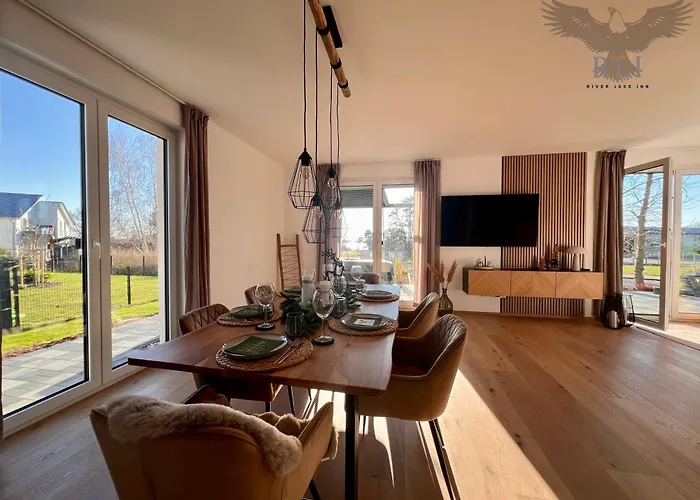 River - Muldestausee Pouch